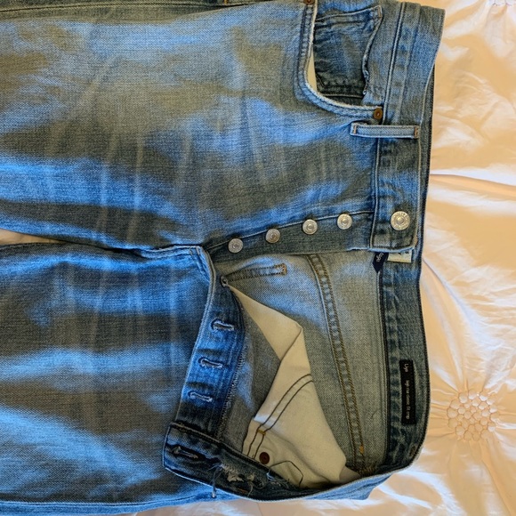 Citizens of Humanity Liya High Rise Classic Fit Jean - light wash, torn - Picture 7 of 7